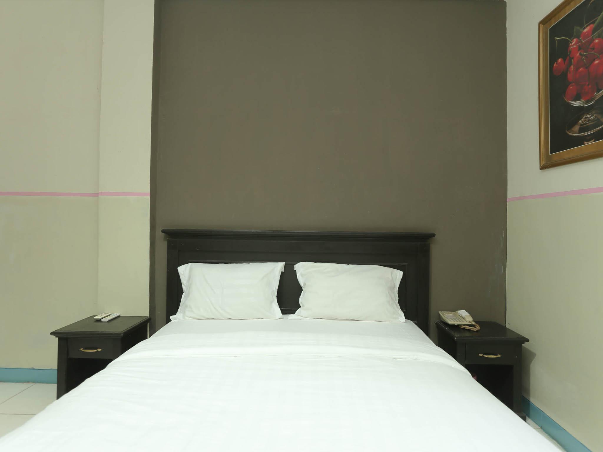 בנג'ארמאסין Urbanview Hotel Kharisma Banjarmasin מראה חיצוני תמונה