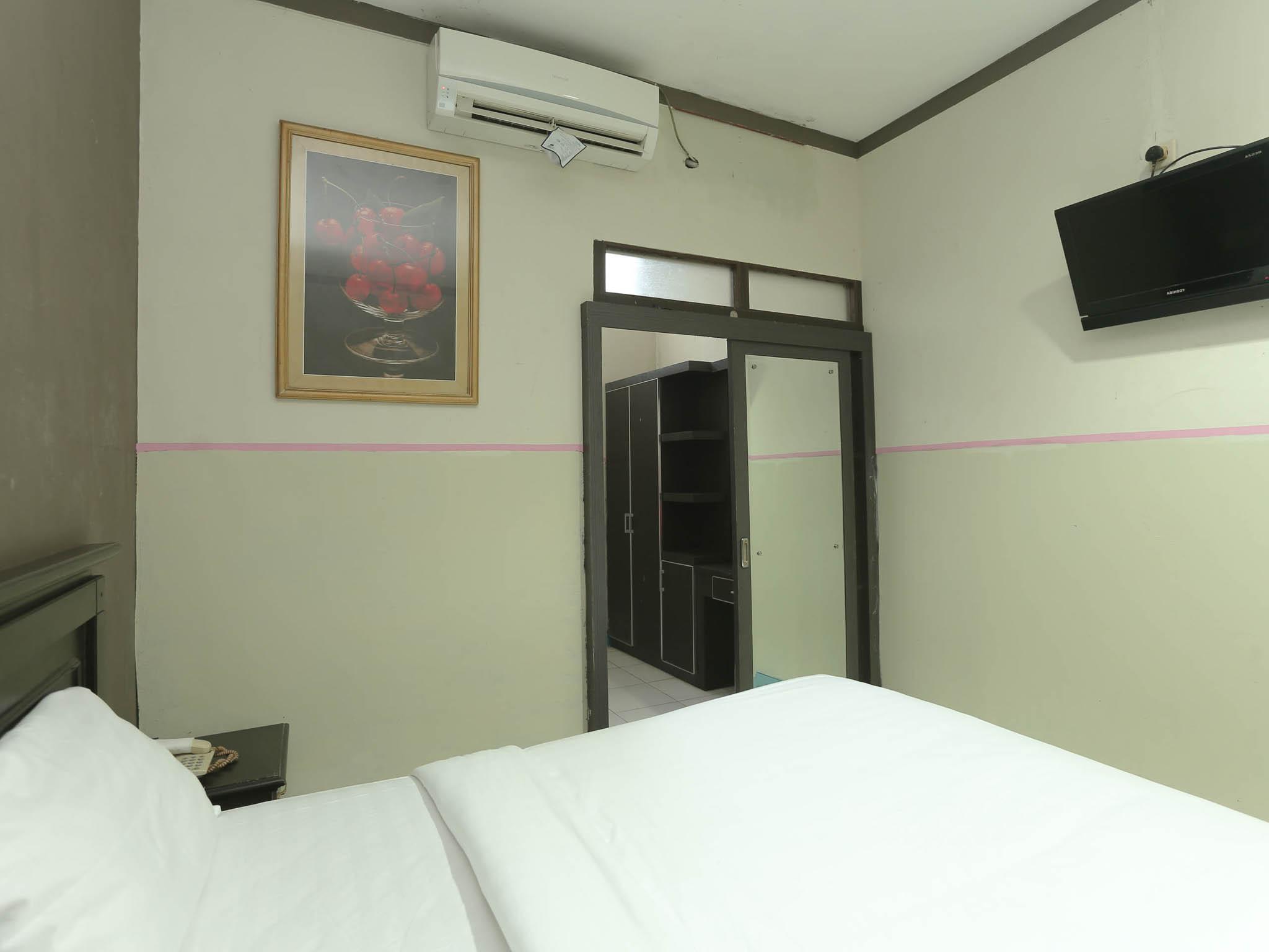בנג'ארמאסין Urbanview Hotel Kharisma Banjarmasin מראה חיצוני תמונה