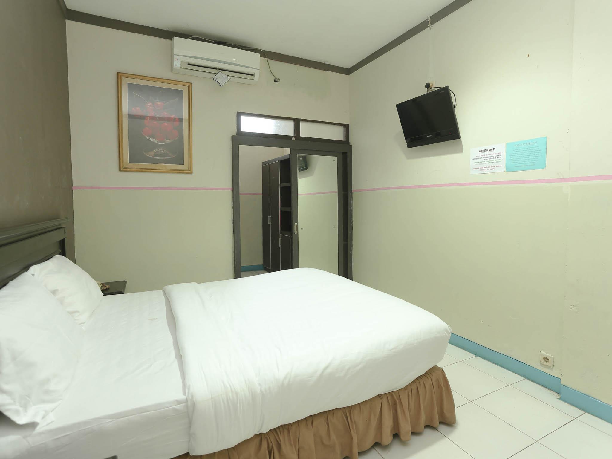בנג'ארמאסין Urbanview Hotel Kharisma Banjarmasin מראה חיצוני תמונה