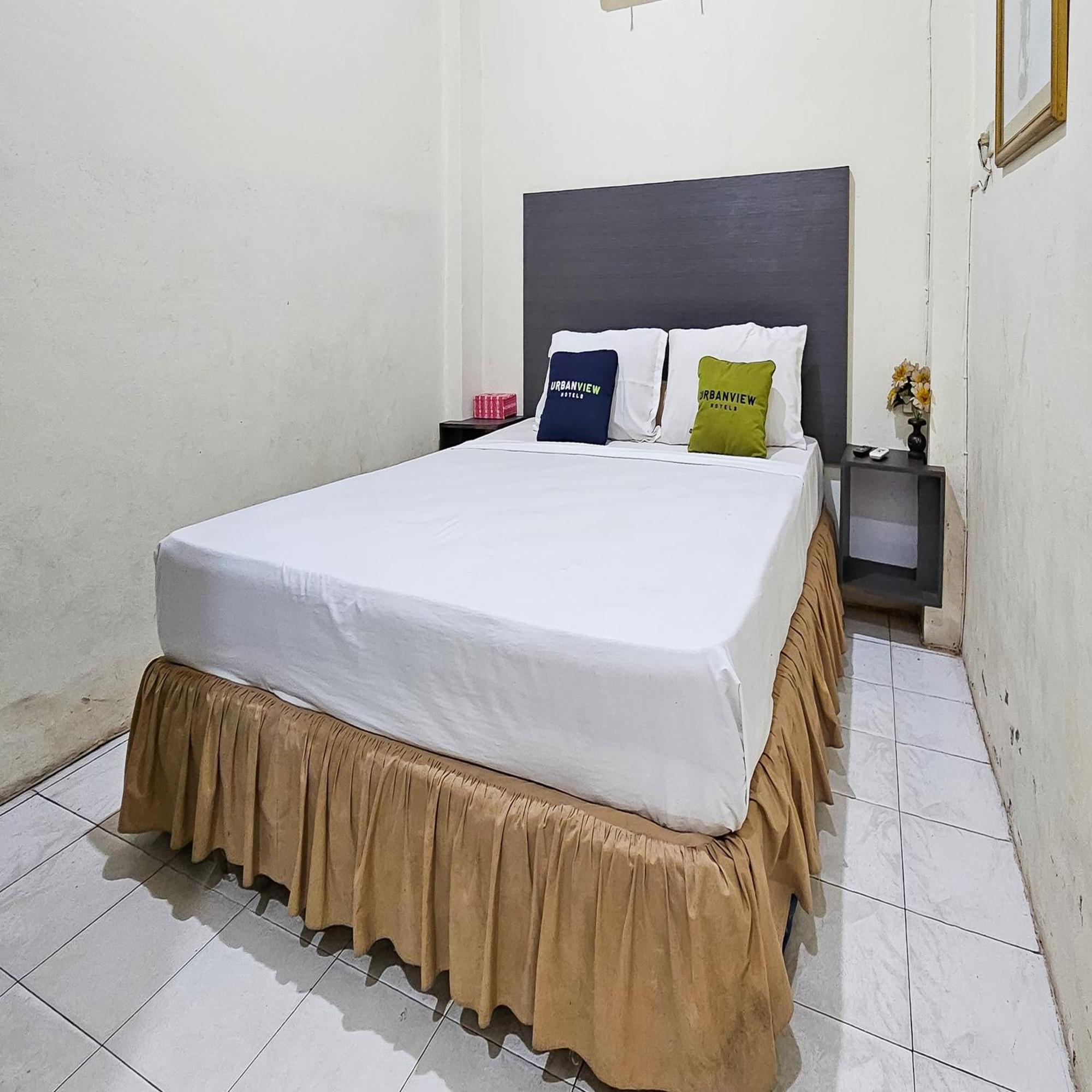 בנג'ארמאסין Urbanview Hotel Kharisma Banjarmasin מראה חיצוני תמונה