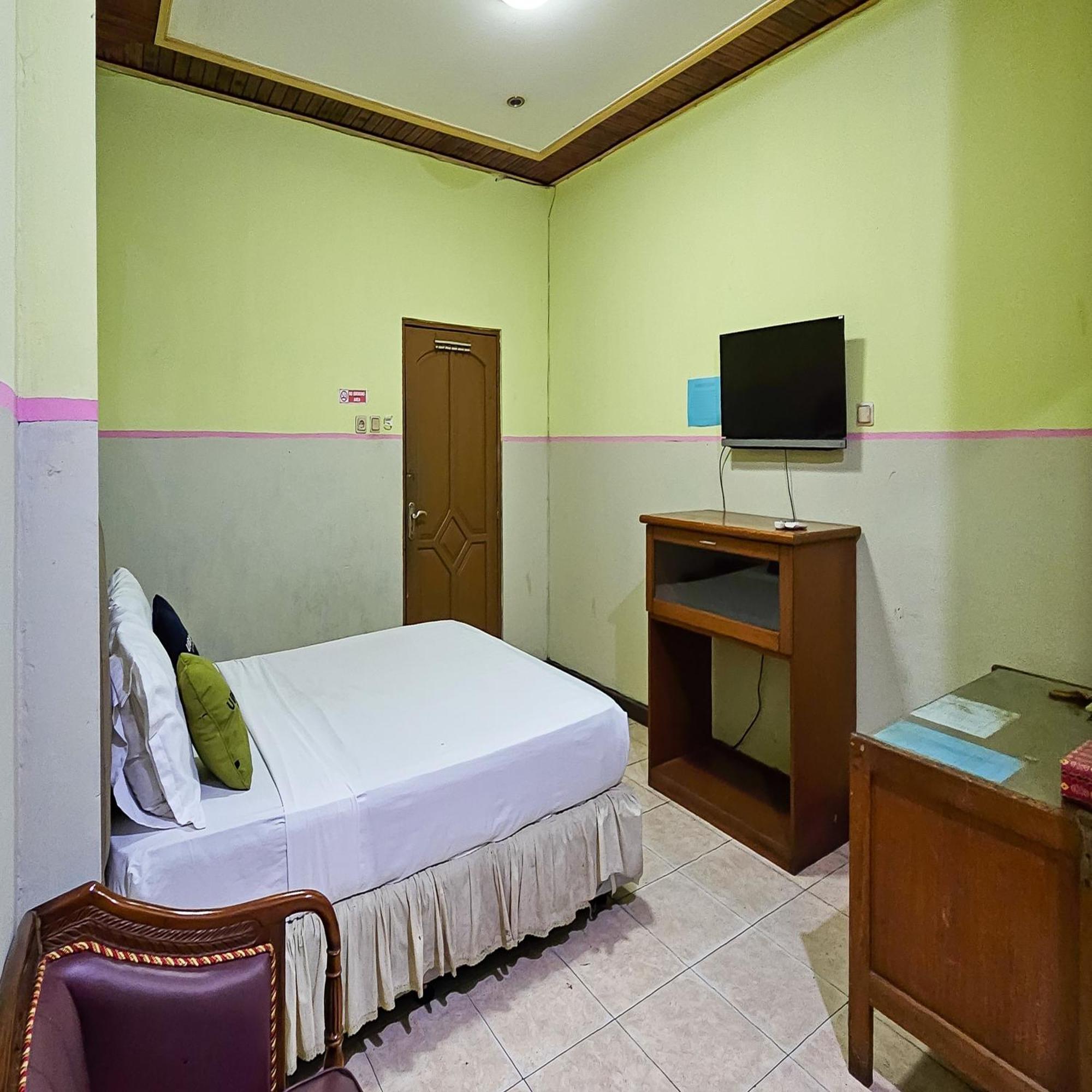 בנג'ארמאסין Urbanview Hotel Kharisma Banjarmasin מראה חיצוני תמונה